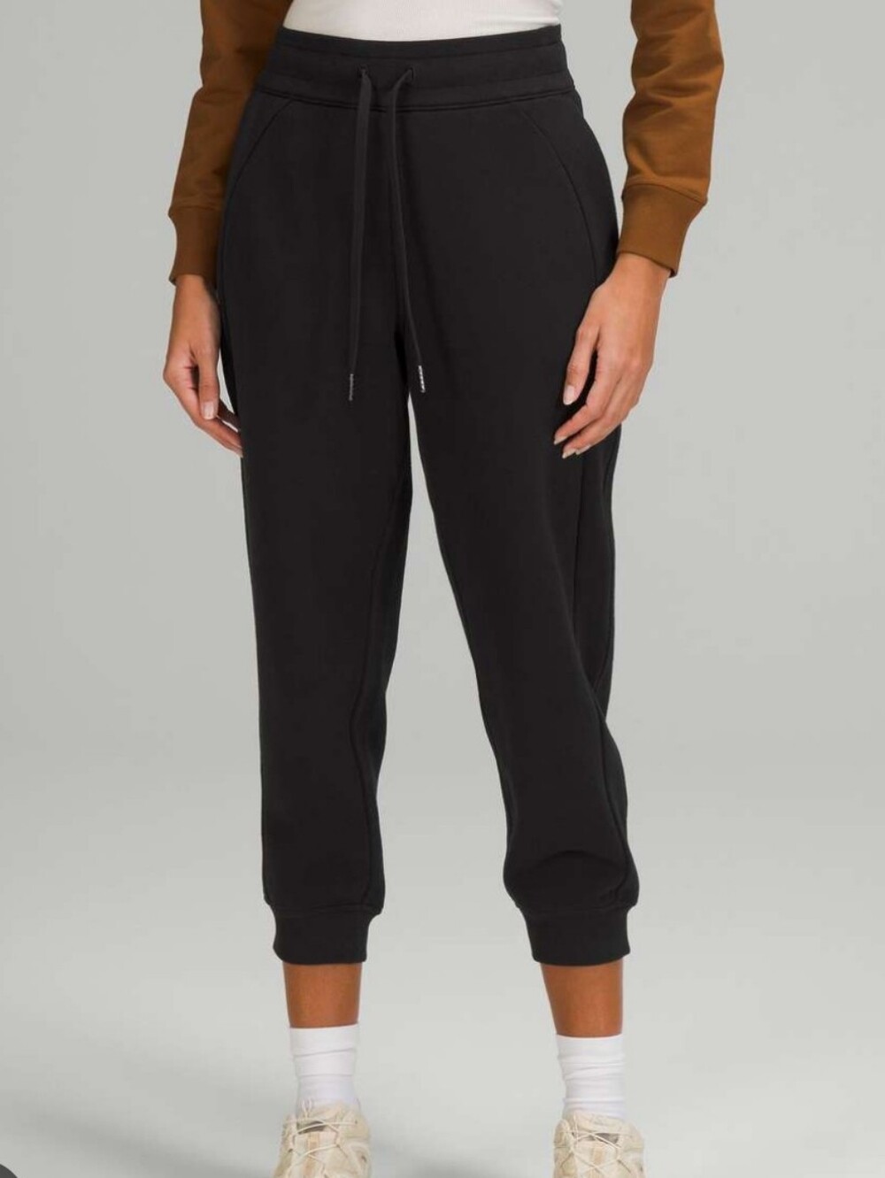 Lululemon Thick Cotton Crop Drawstring Jogger Black Sz 4